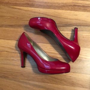 Red patent leather “Lonnie” heels